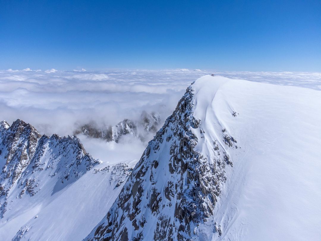 Summiting Galenstock via North Ridge